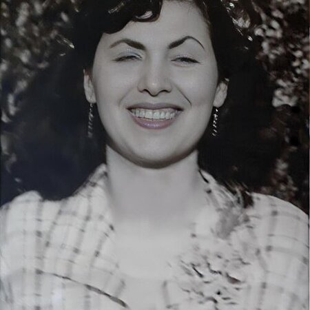 Бахріє Учок