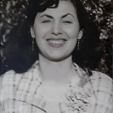 Бахріє Учок