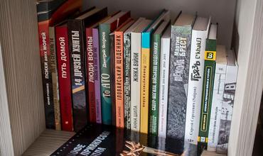 На полиці Президента України 9 книжок видавництва «Фоліо»