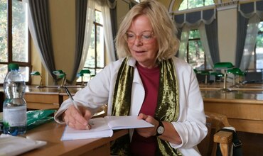 Презентація книжки Олени Костюкович "Київ. Фортеця над прірвою" у Києві 09.09.2026